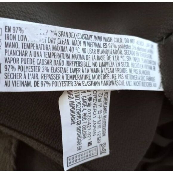 FOREVER 21 ARMY GREEN CRISSCROSS BLOUSE SZ.S EUC.  GORGEOUS BLOUSE IN EXCELLENT - Picture 5 of 5